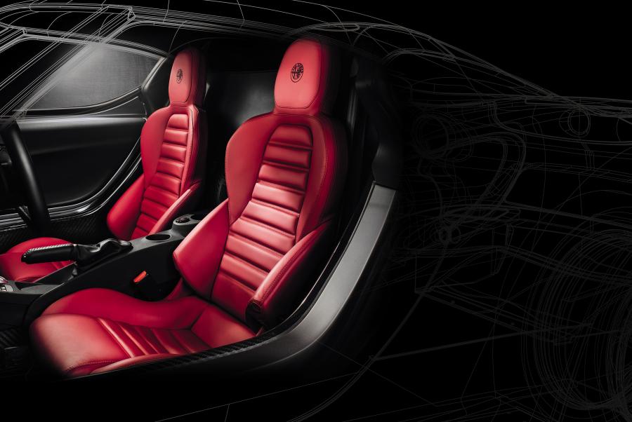 Интерьер Alfa Romeo 4C (960) 2013 года  (WW) (фото 68 из 77)